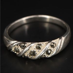 Sterling Silver - MARSALA Marcxasite Tapered Ring Size 8 - 2g